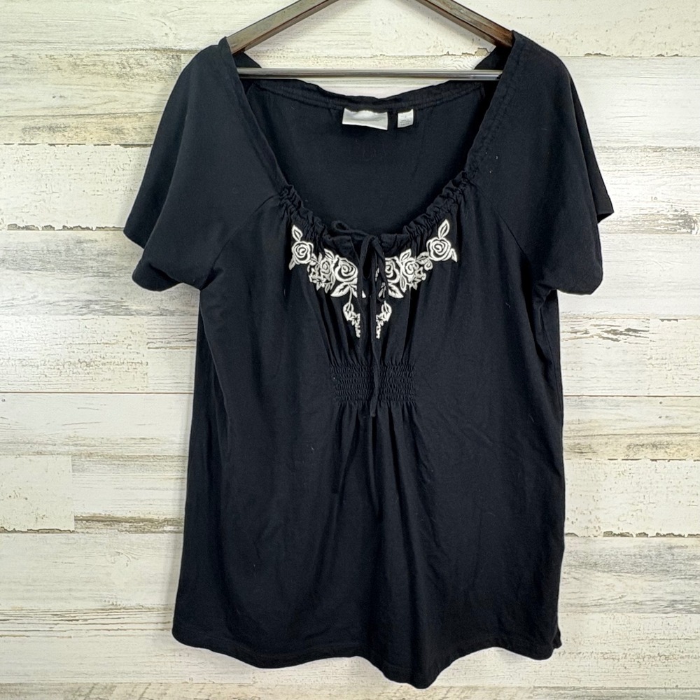 Avenue Womens Black Short Sleeve Top‎ Embroidered Floral Tie Neck Size 14-16
